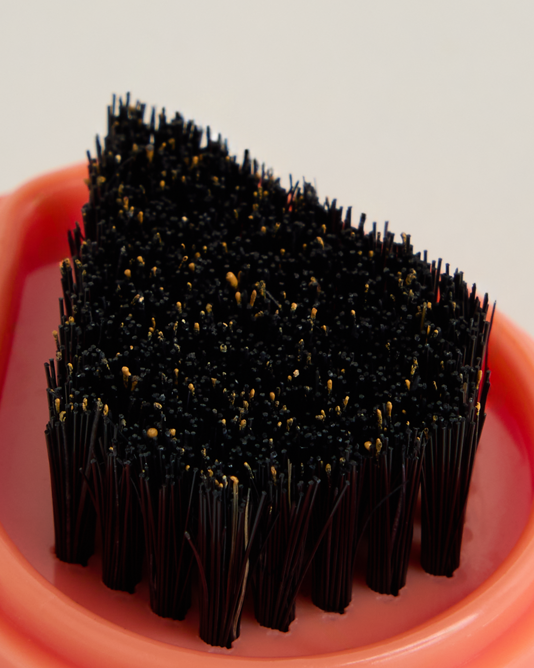 Black bristle brush